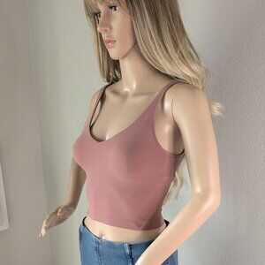 Lululemon Tank Top Women's Size 2 Pink Chai Align Crop Athleisure Sporty Yoga